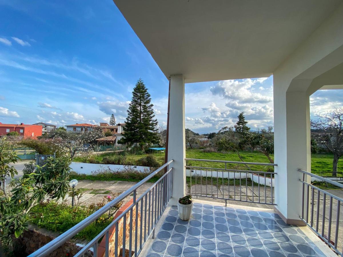 Villa Gladyr Лотцораи Экстерьер фото